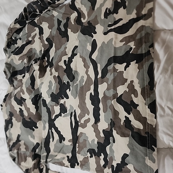 Camo long sleeve - Picture 2 of 2